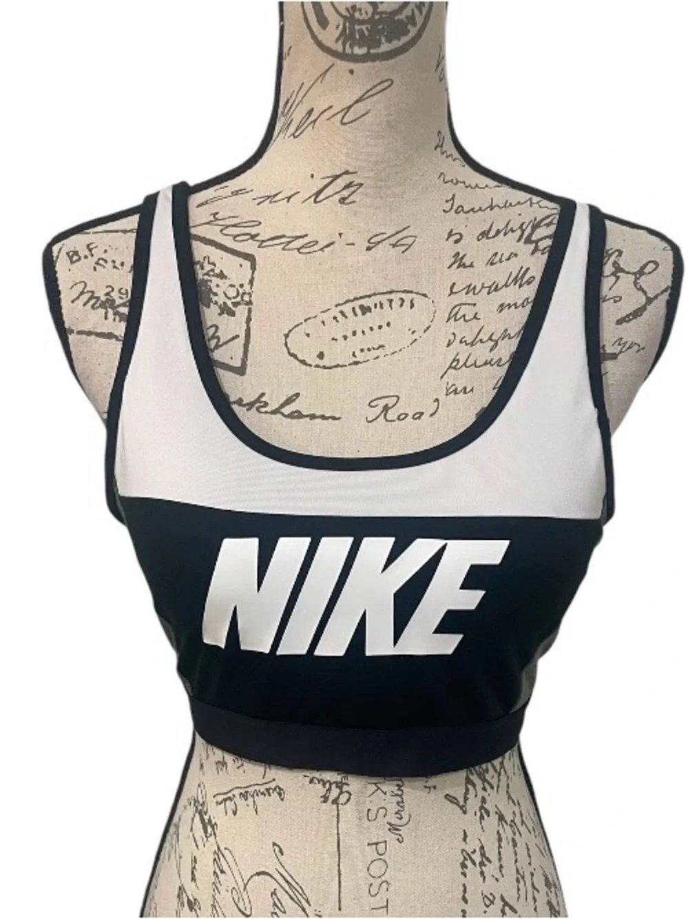 Nike Dri-FIT Black & White Logo Crossback Padded Sports Bra Size M